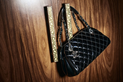 Yasmin Le Bon's Chanel bag