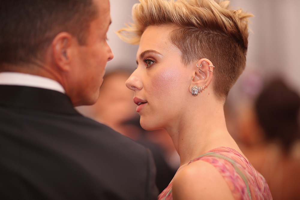 Scarlett Johansson had her ear curated for the Oscars this year