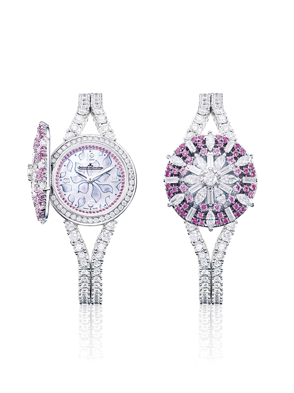 The Rendez-Vous Ivy Secret is encrusted with brilliant-, baguette- and marquise-cut diamonds