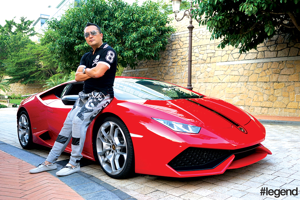 Lam ready to drive the Huracán Coupé