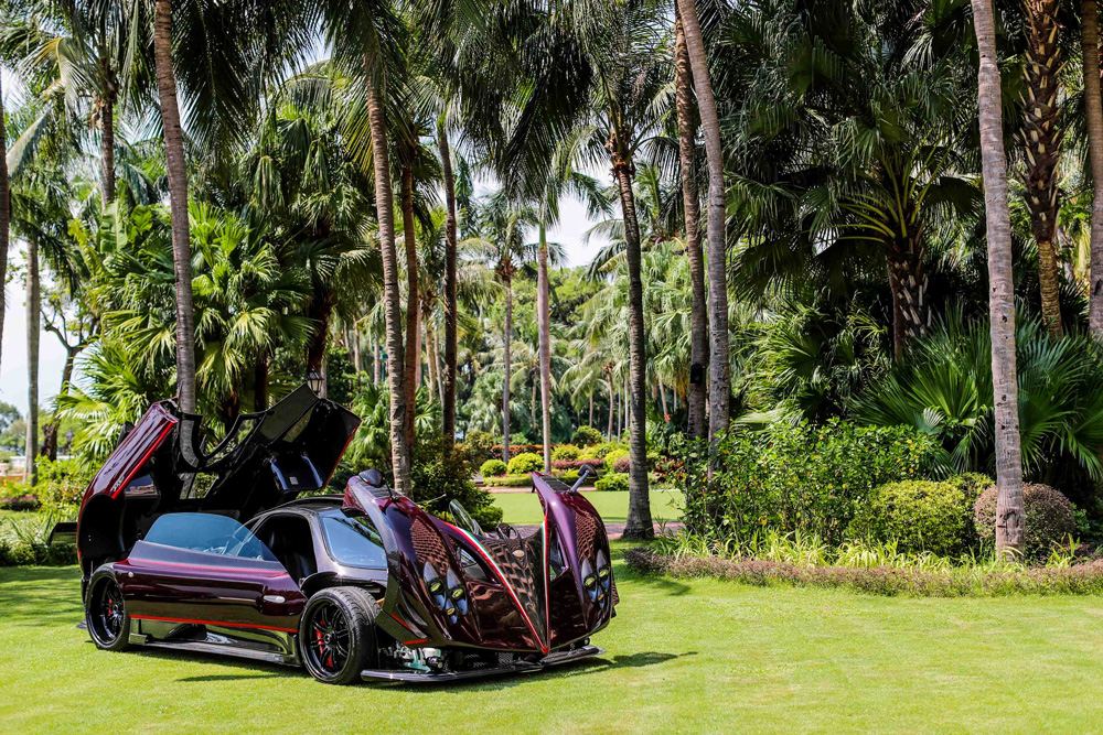 The Pagani Fantasma Evo