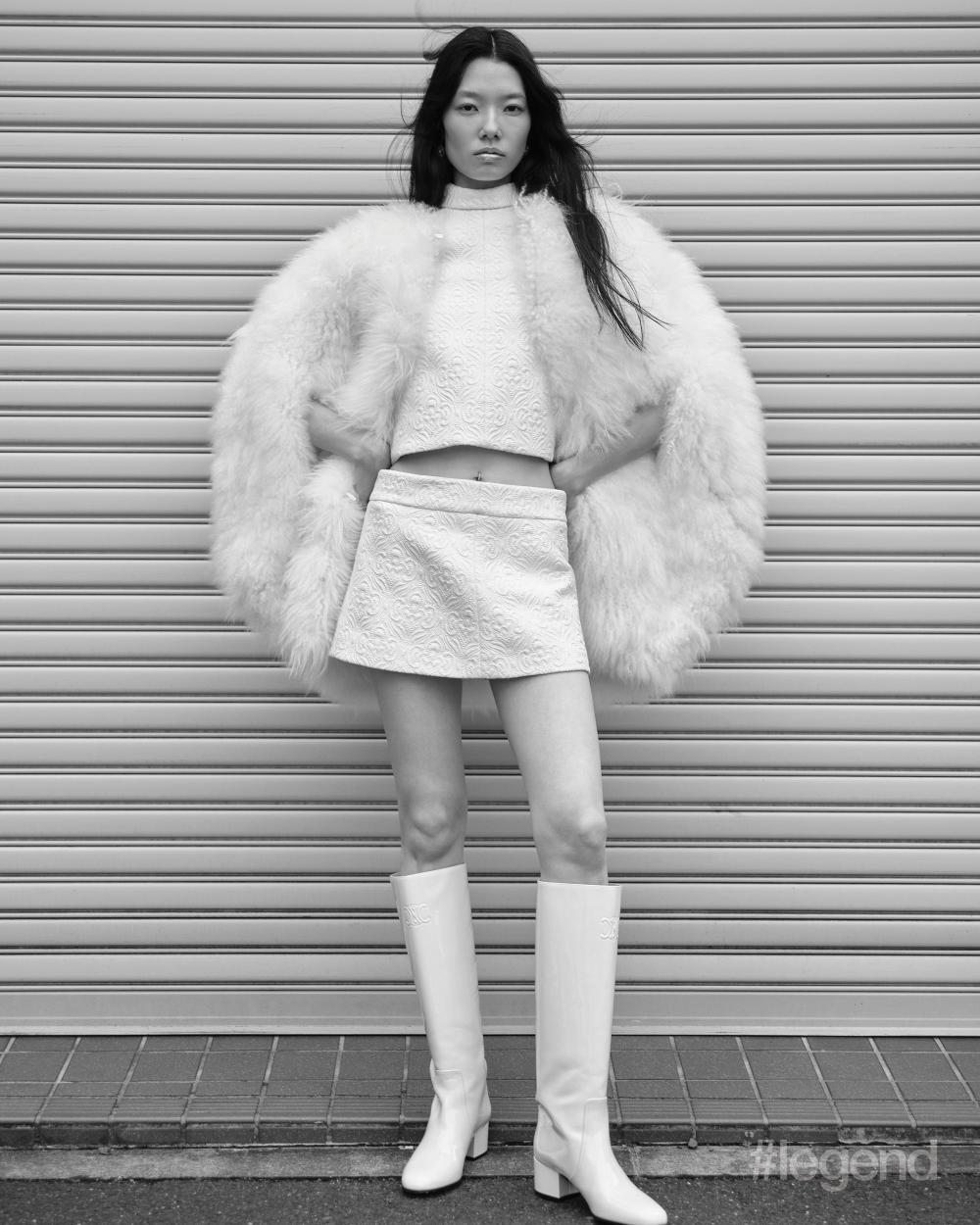 White cashmere coat, cropped top, skirt and boots _ Celine