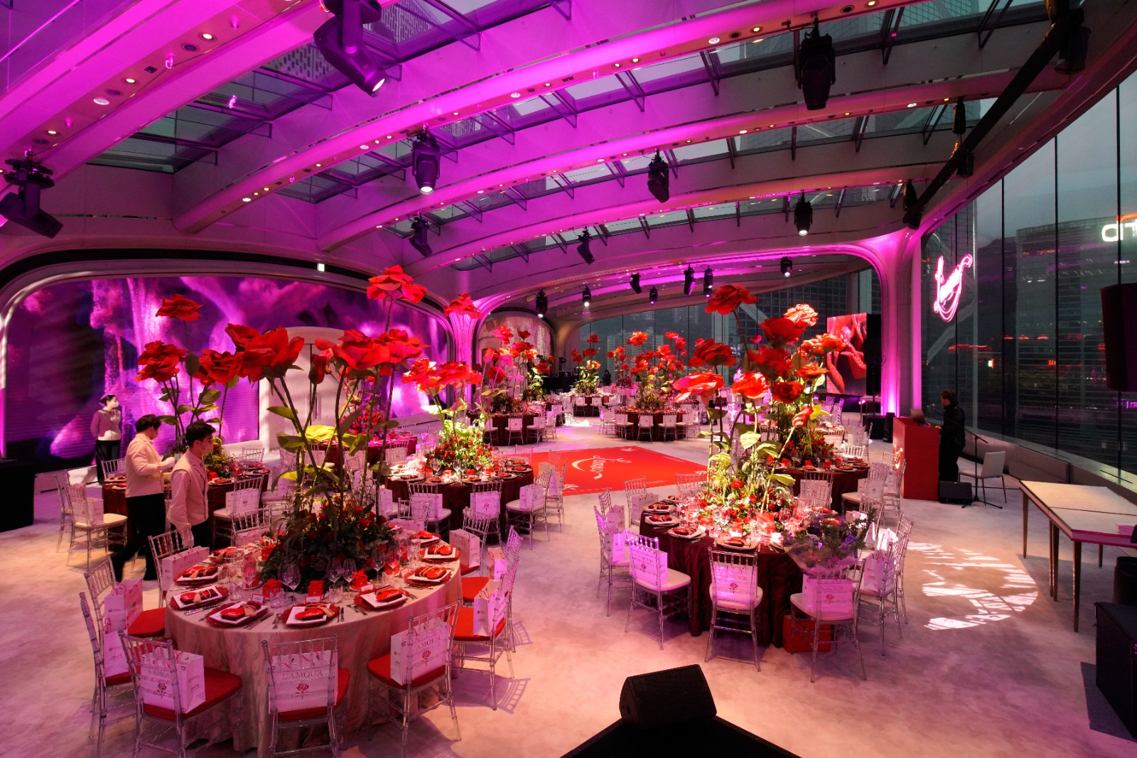 Hong Kong Cancer Fund Gala gathers over 260 Valentine guests 