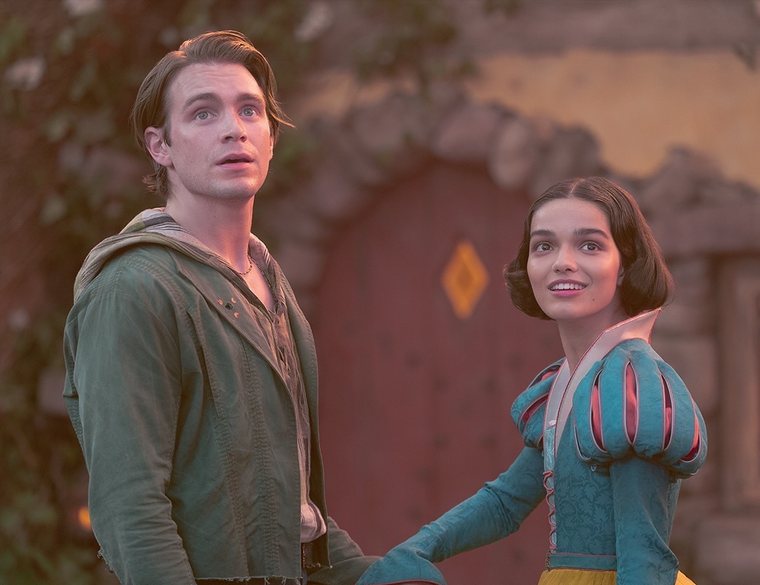 #review: Is Disney's Snow White the fairest remake of them all? 