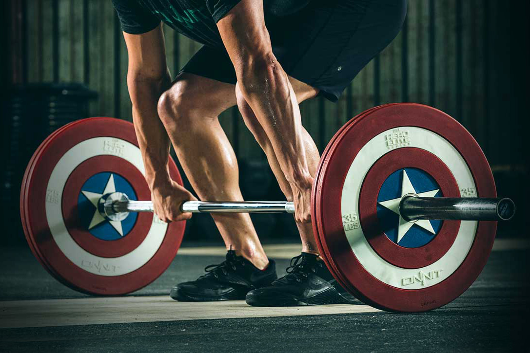 These Captain America barbell plates are lit