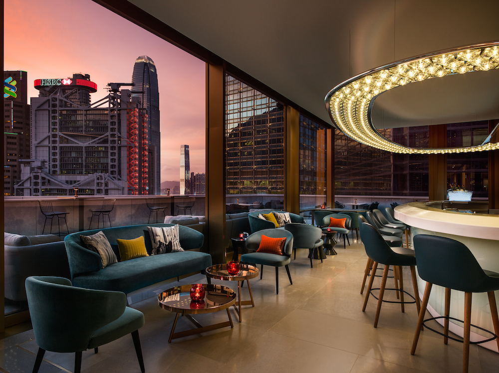 Popinjays is a contemporary lifestyle and entertainment destination on the rooftop of The Murray, Hong Kong