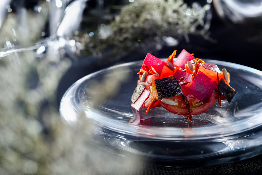 Shio tomato / shiso :/fermented black olive oil / sunflower seeds