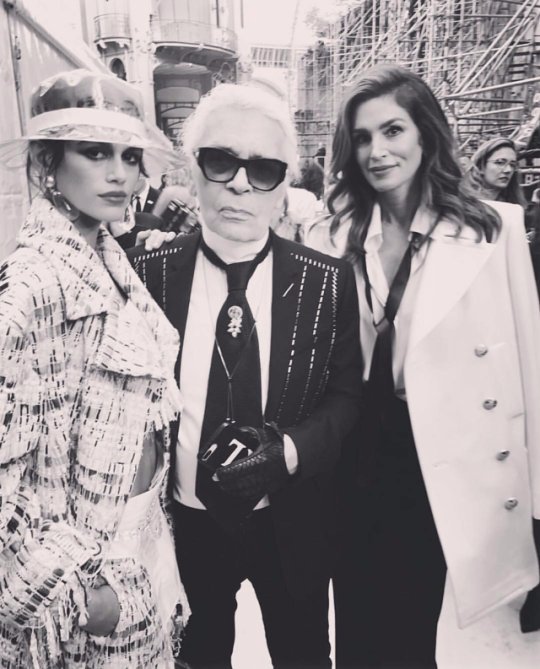 Kaia Gerber backstage at Chanel with Karl Lagerfeld and her mother Cindy Crawford