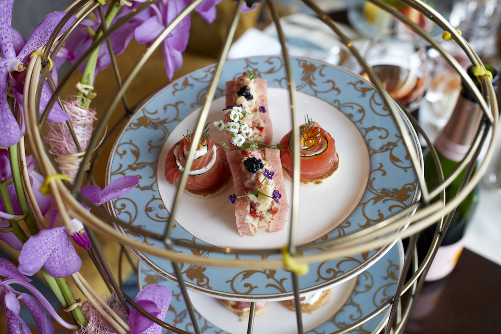 This Japanese-inspired afternoon tea at Kowloon Shangri-La is full of pink accents