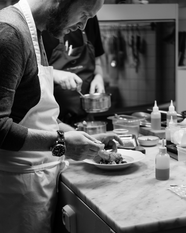 Chef Frantzén preparing a dish