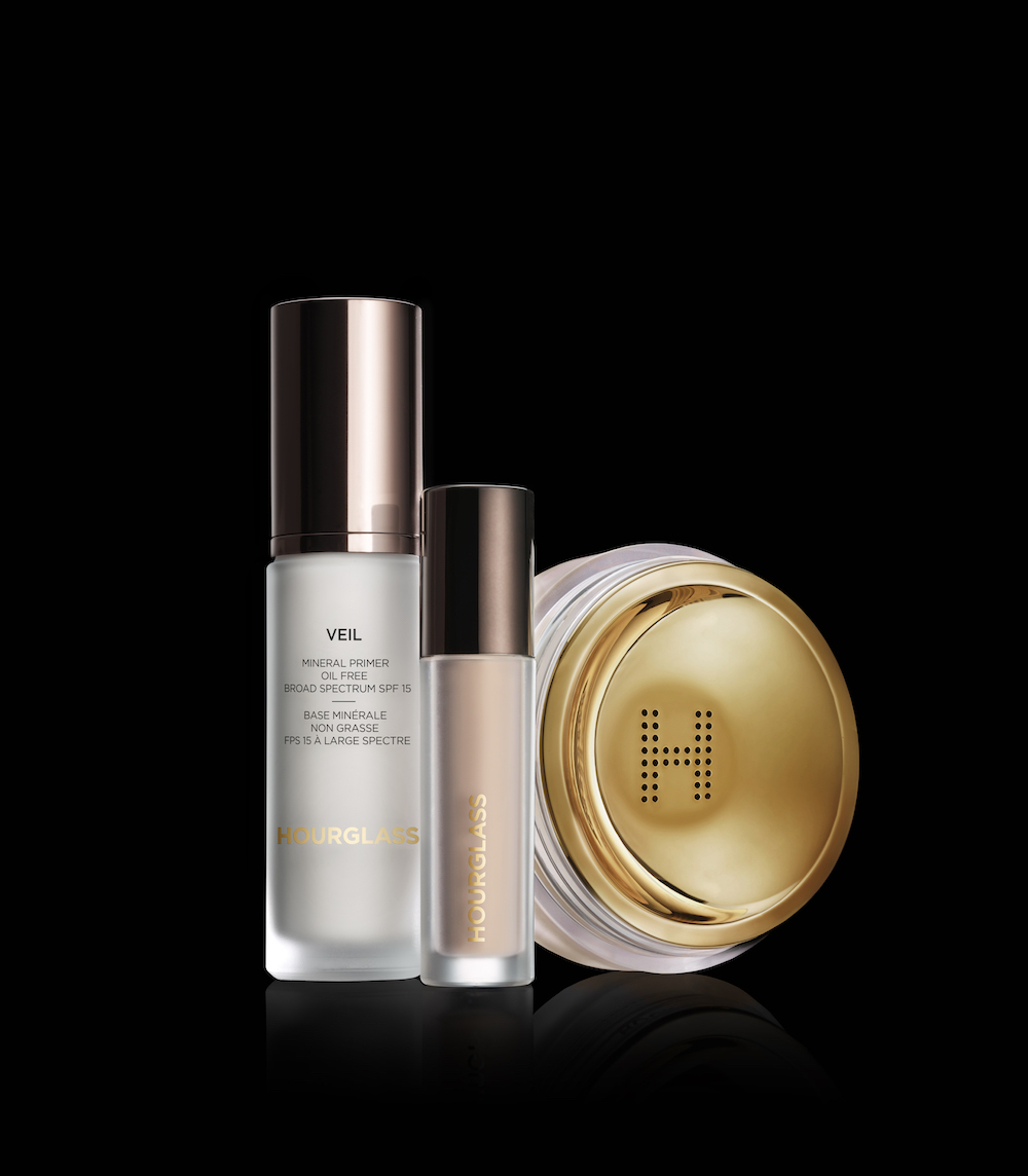 Hourglass' signature Veil Mineral Primer is also part of the Hourglass Veil collection