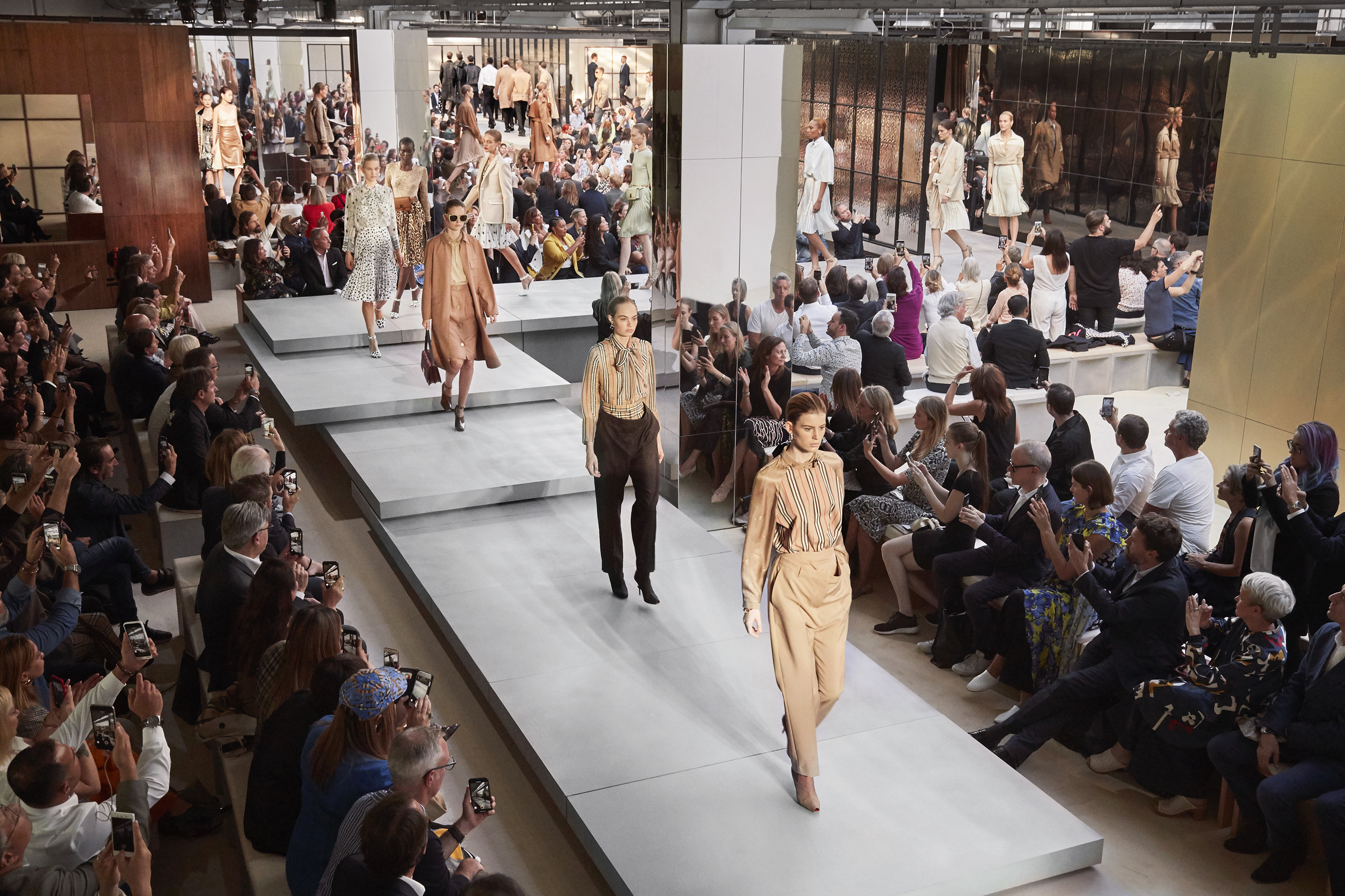 The finale walk at Burberry SS19
