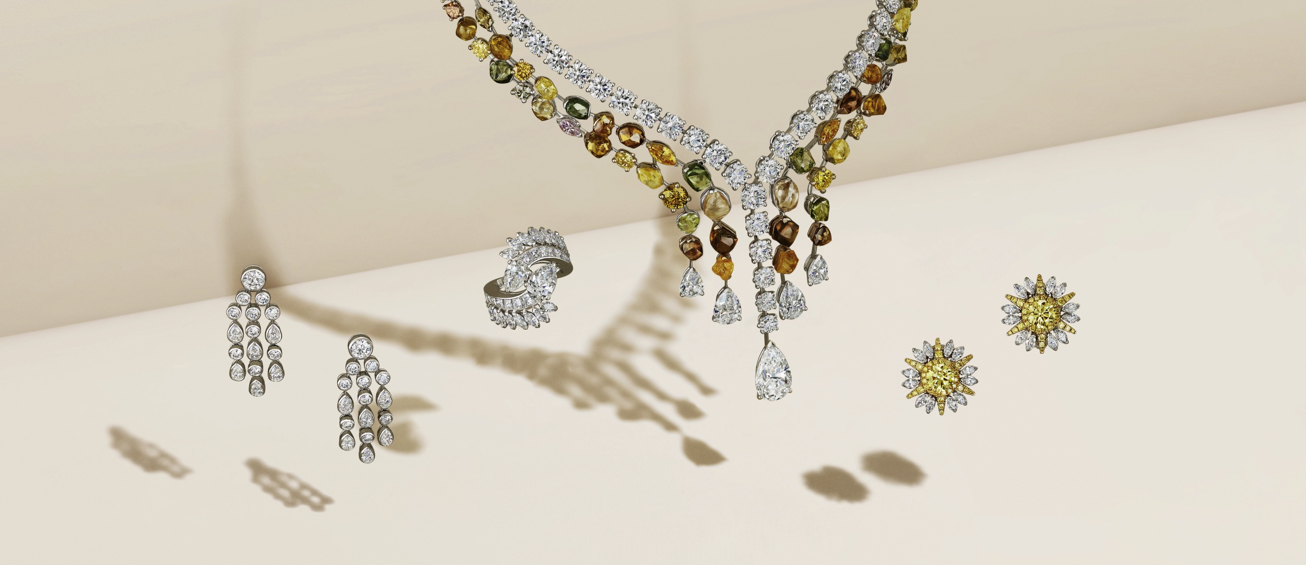 POST EDIT: De Beers 1888 Master Diamonds collection, now in Hong Kong,  brings out the beauty of one-of-a-kind stones with intricate craftsmanship  and planning