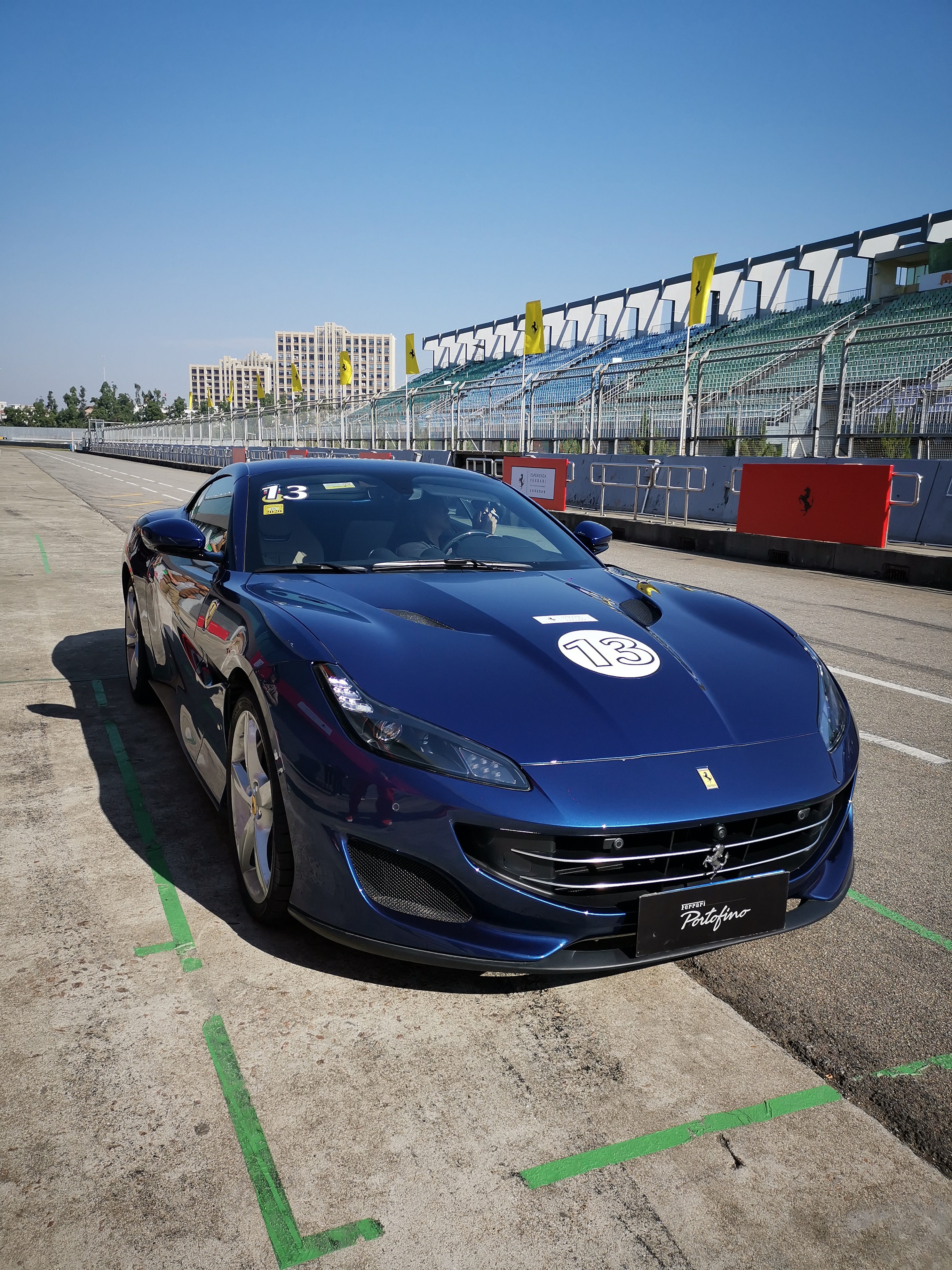 Driving four Ferraris in Zhuhai — Hashtag Legend