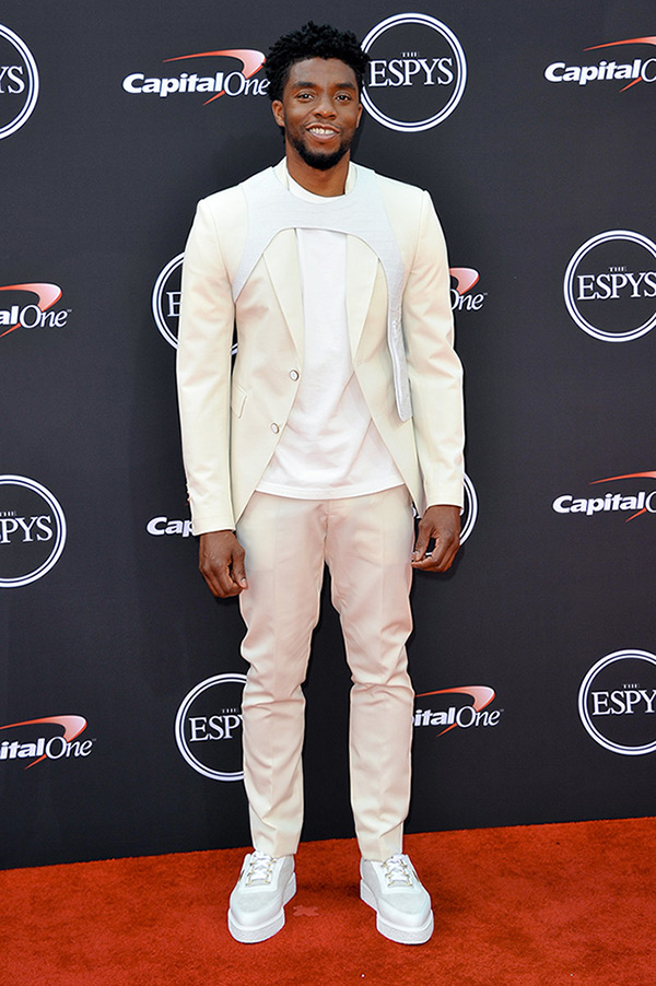 Michael B. Jordan and Other Male Celebrities in Harnesses - Bib Louis  Vuitton Red Carpet Trend