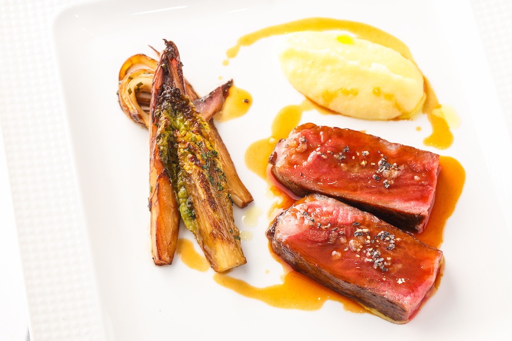 Locando dell Angelo's Seared Wagyu Sirloin, Balsamic flavoured Endive and Polenta (picture courtesy of Lee Wolter Co. Ltd.)