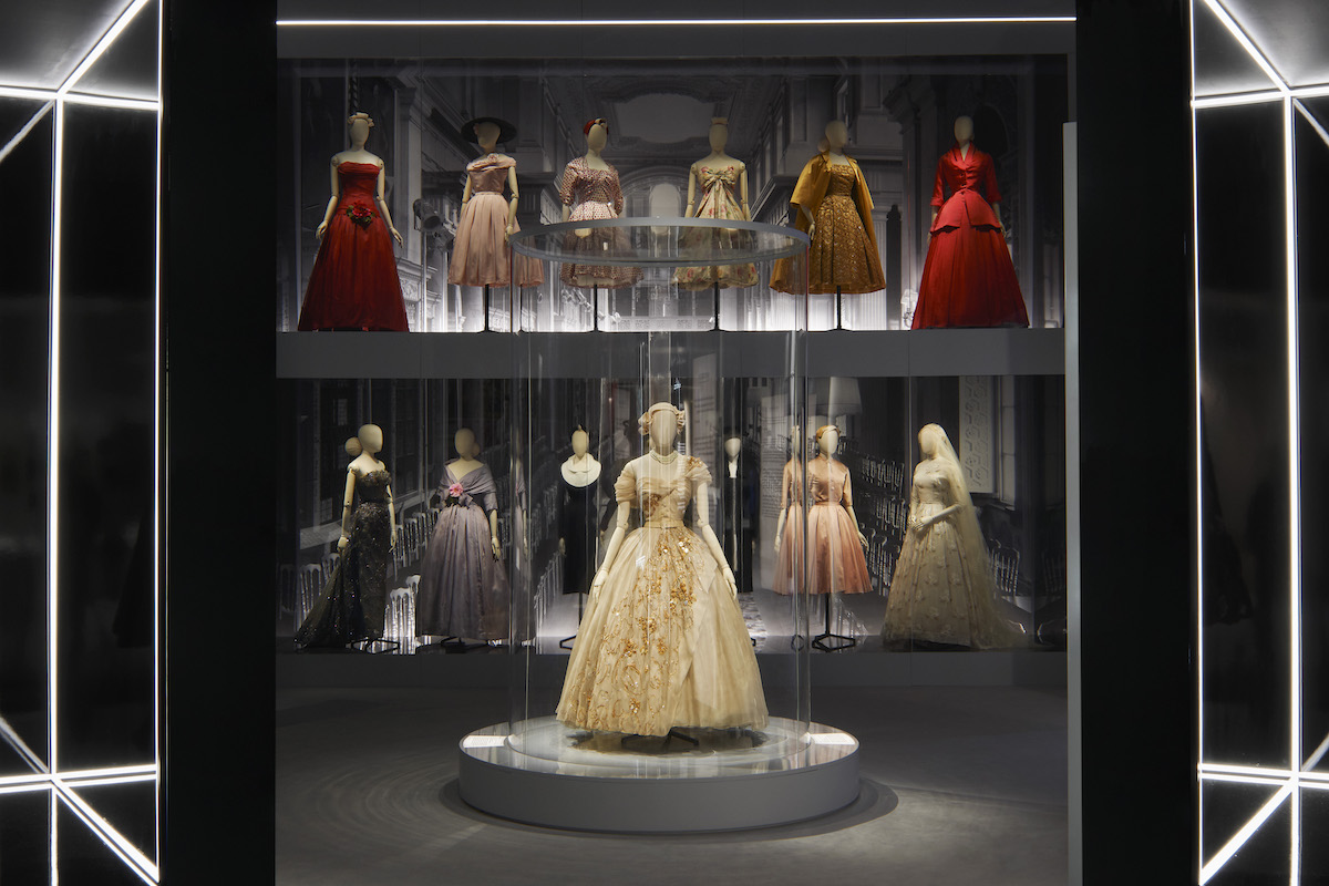 tickets to christian dior exhibition