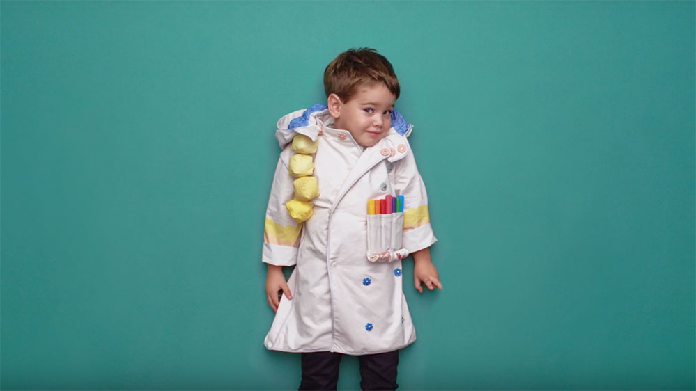The smart jacket evolves with the child's brain