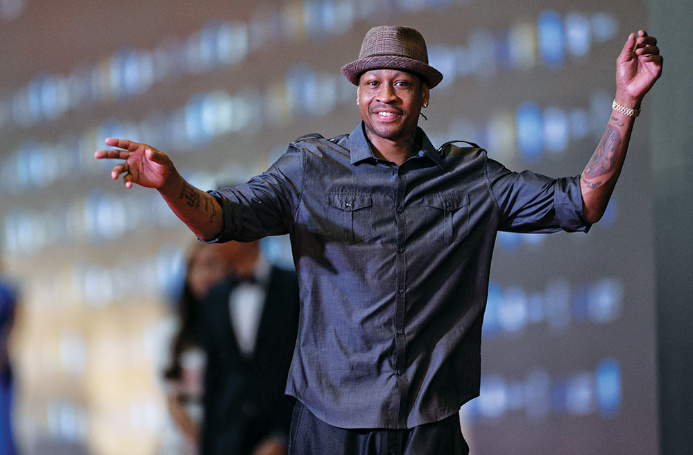 Iverson walks the red carpet (Credit: Getty Images)