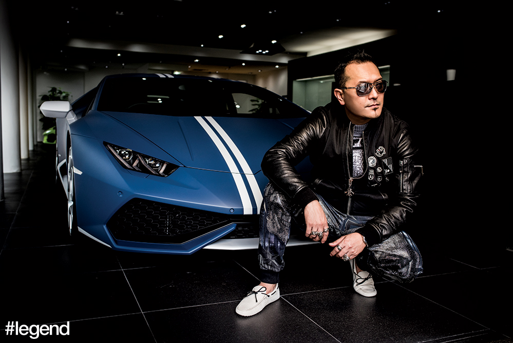Lam posing with the Huracán Avio Special Edition