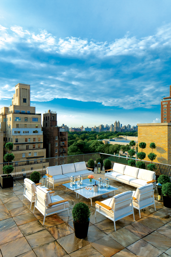 The penthouse’s private rooftop terrace with breathtaking views of the Upper East Side