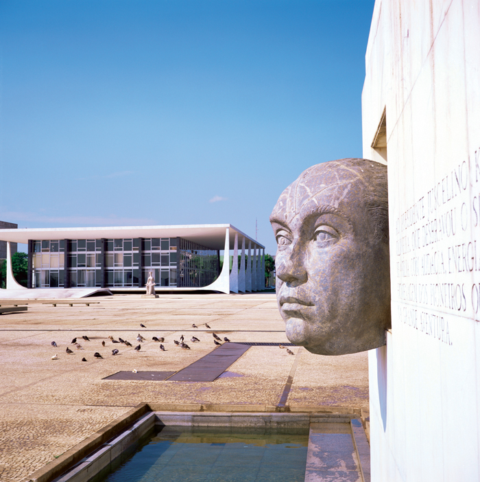 Palácio da Justiça, with its monument to former president Juscelino Kubitschek (Credit: Corbis/Imaginechina)