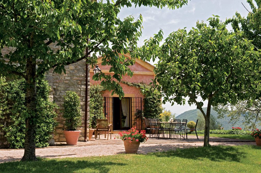The patio at Villa San Savino
