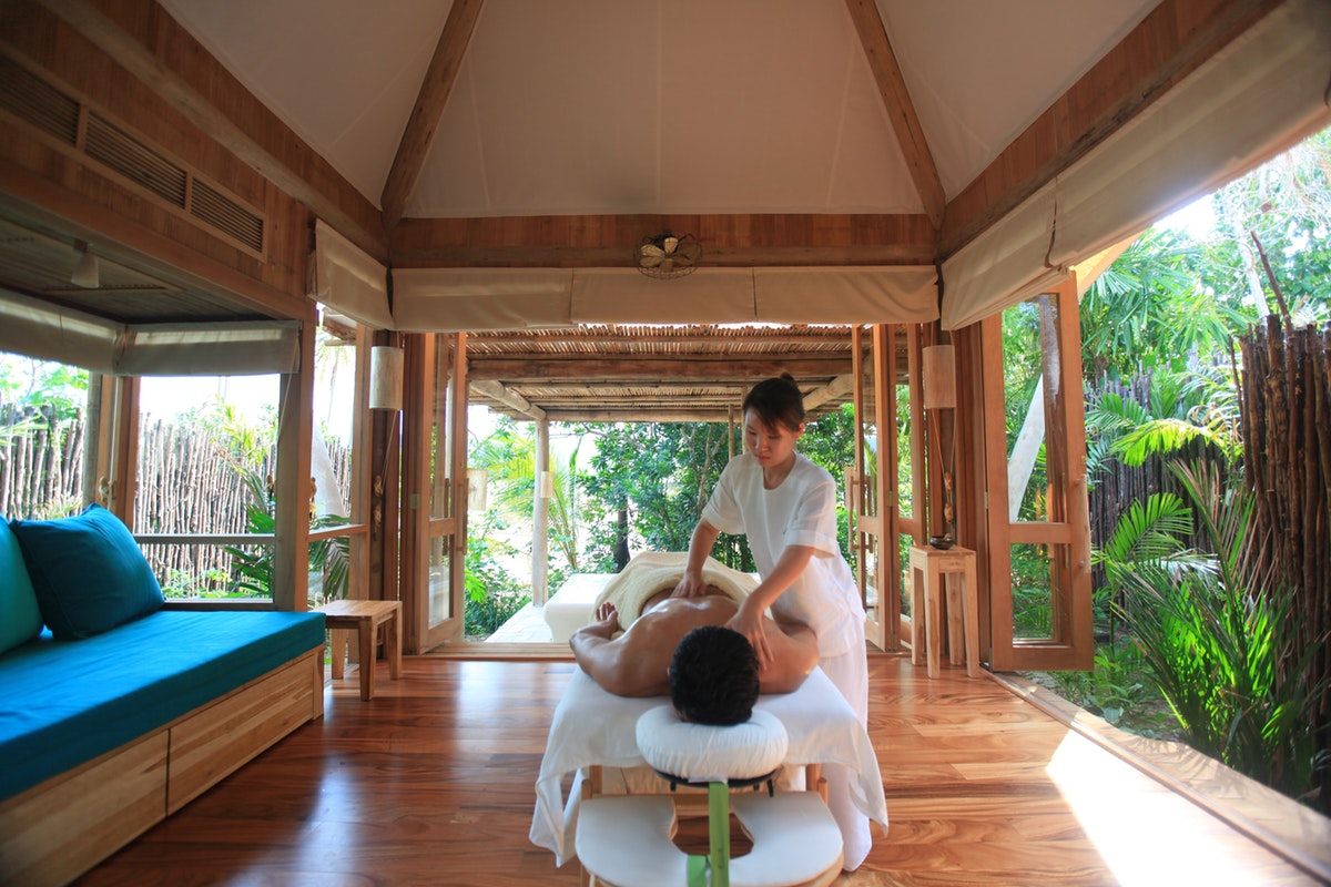 A relaxing spa treatment gets you into the relaxed holiday mode