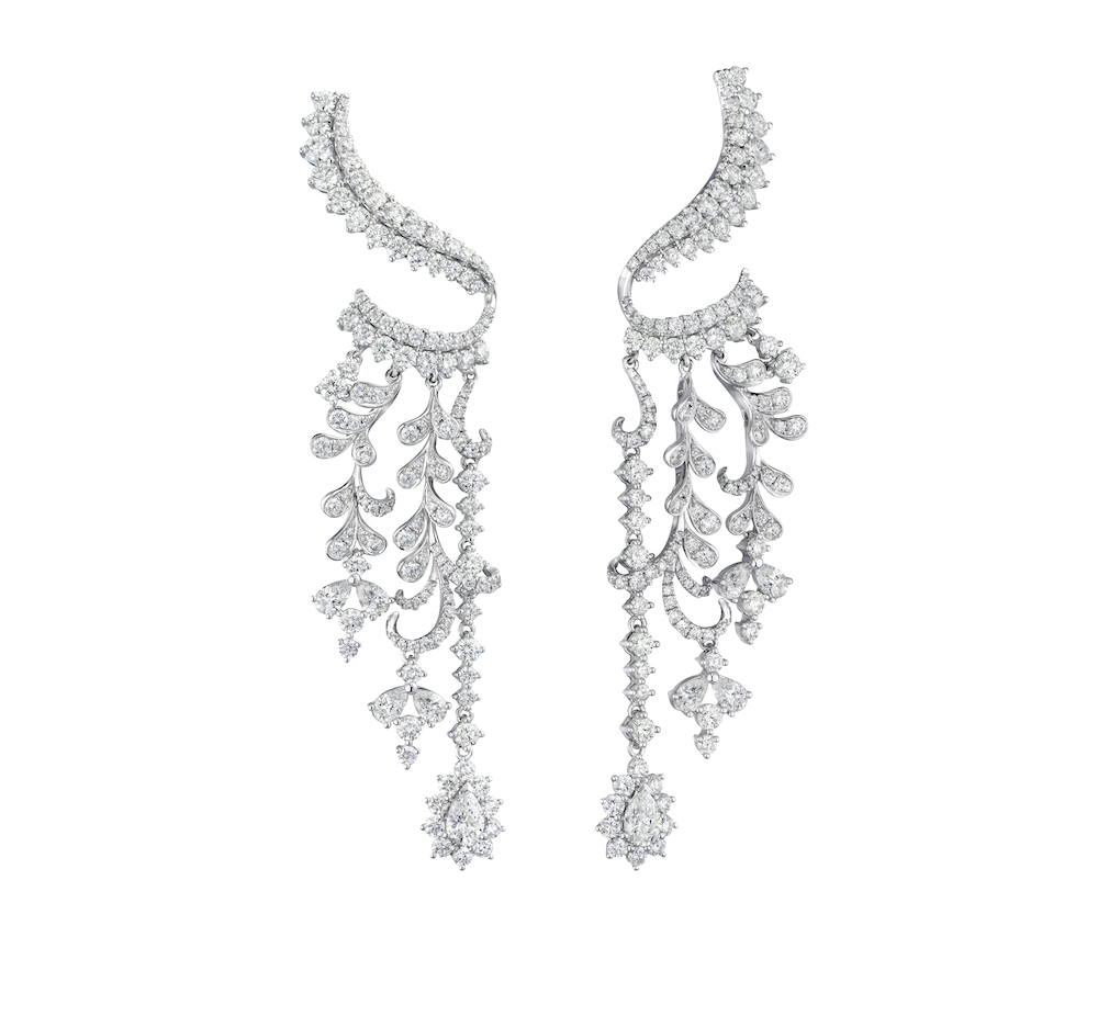 Chow Tai Fook's Loverbirds jewellery set