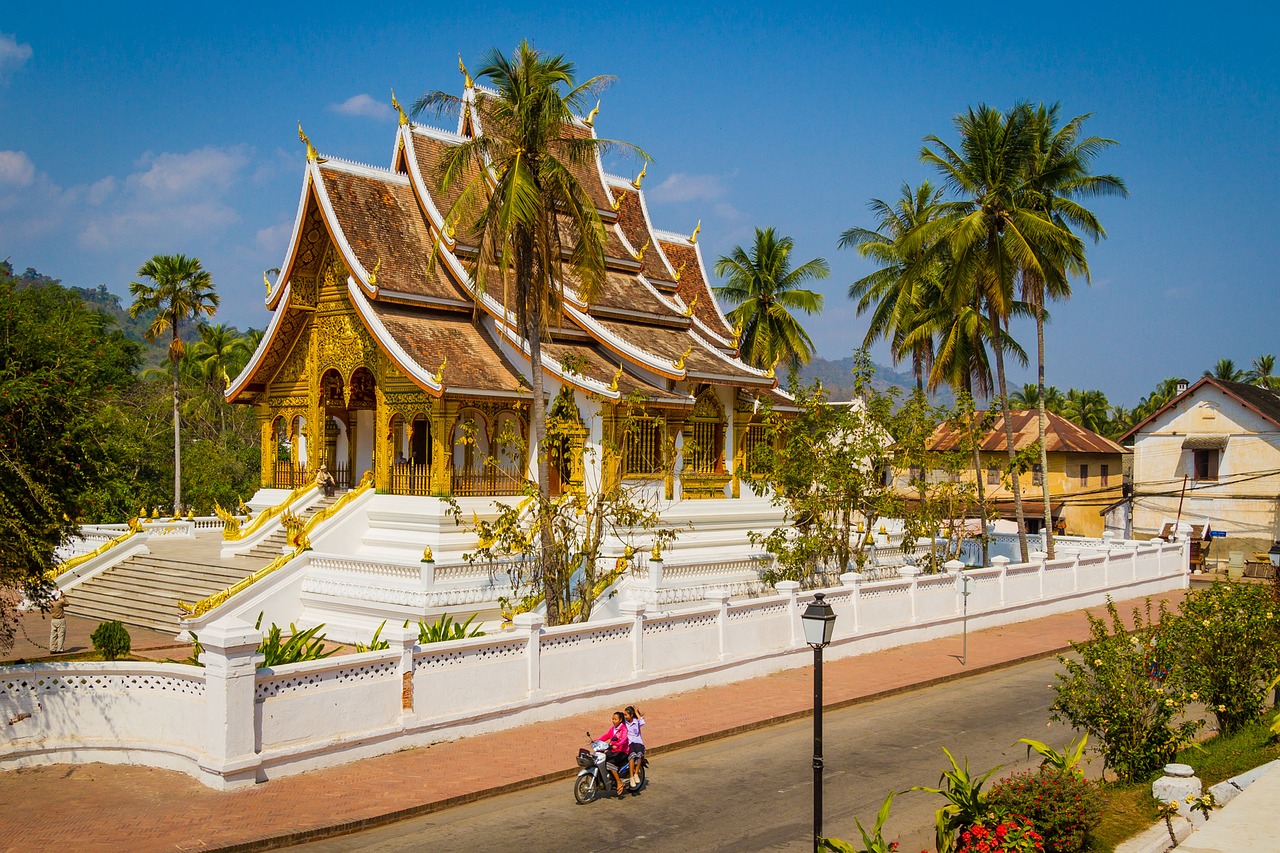 travel to luang prabang laos