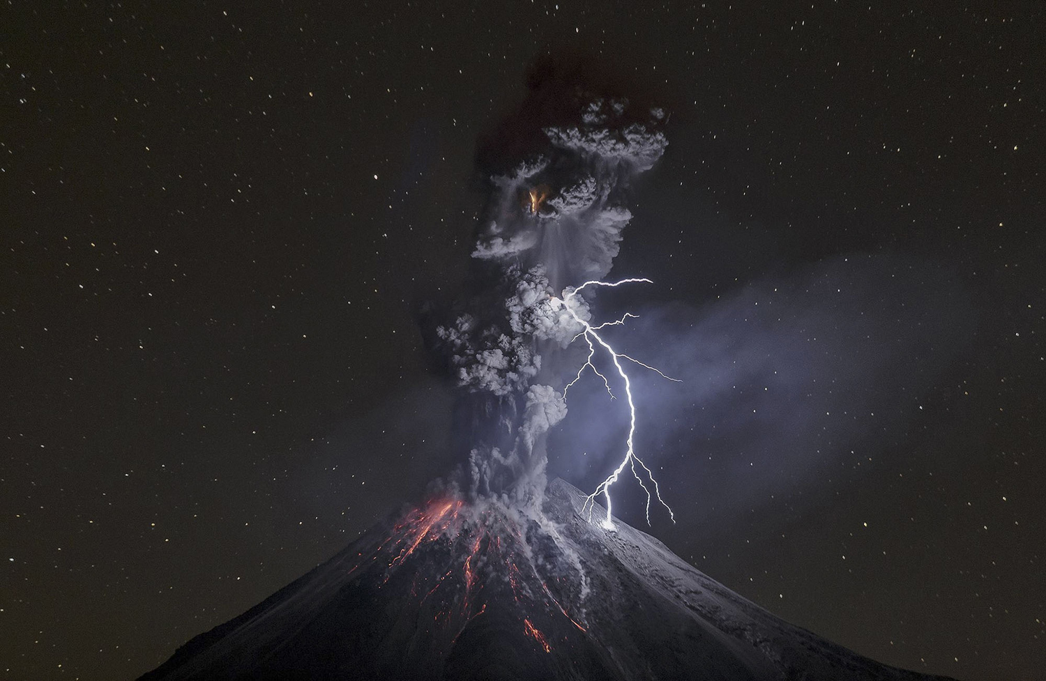 'The Power of Nature' by Sergio Tapiro Velasco. Courtesy of National Geographic.