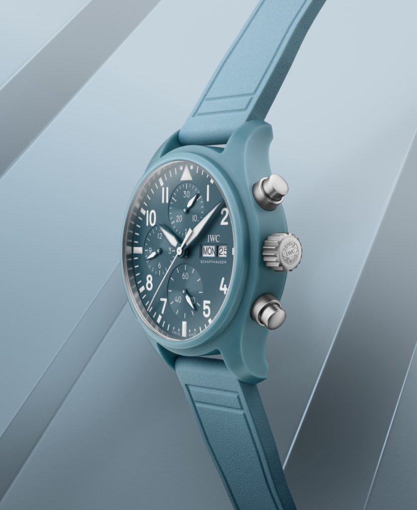 This image has an empty alt attribute; its file name is IWC-MIramar-Blue-Top-Gun-Banner-04-1-838x1024.jpeg