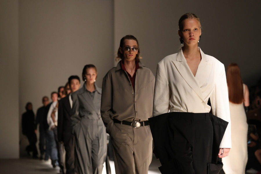 Greyhound Original BIFW2025