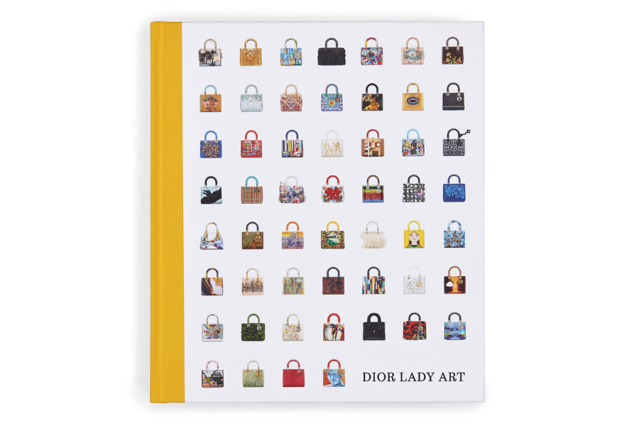 หนังสือ Dior Lady Art กระเป๋า Lady Dior