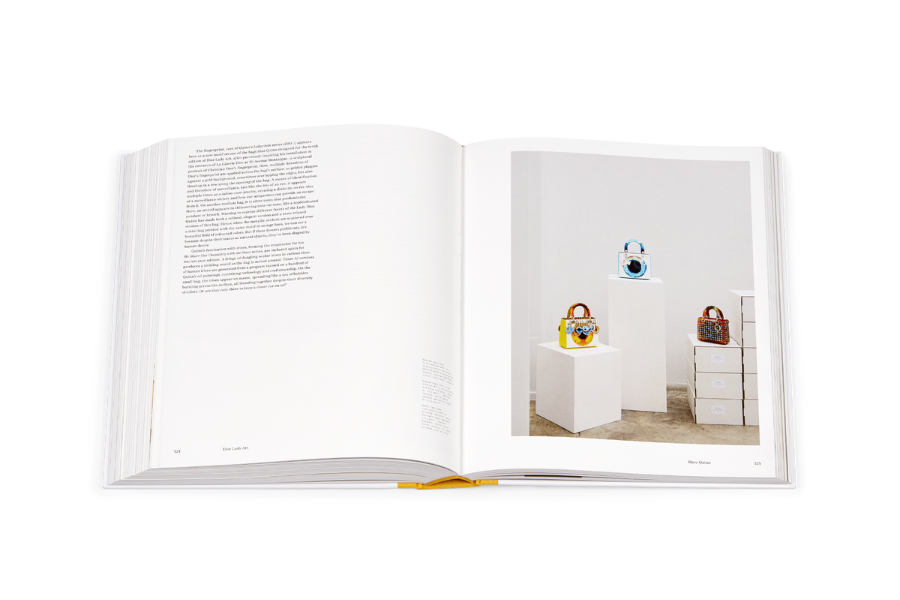 หนังสือ Dior Lady Art กระเป๋า Lady Dior