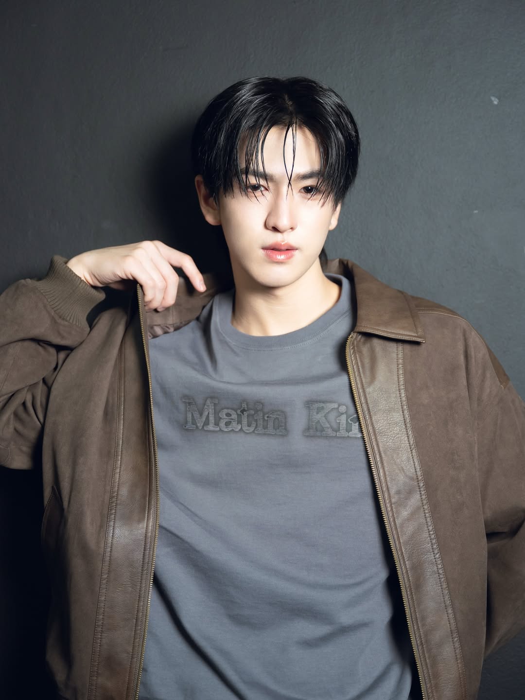 Kim with Kim😎#MatinKim #MatinKimMagazineTH #JINWOOKkim #BUSbecauseofyouishine@matinkim_magazine (2)