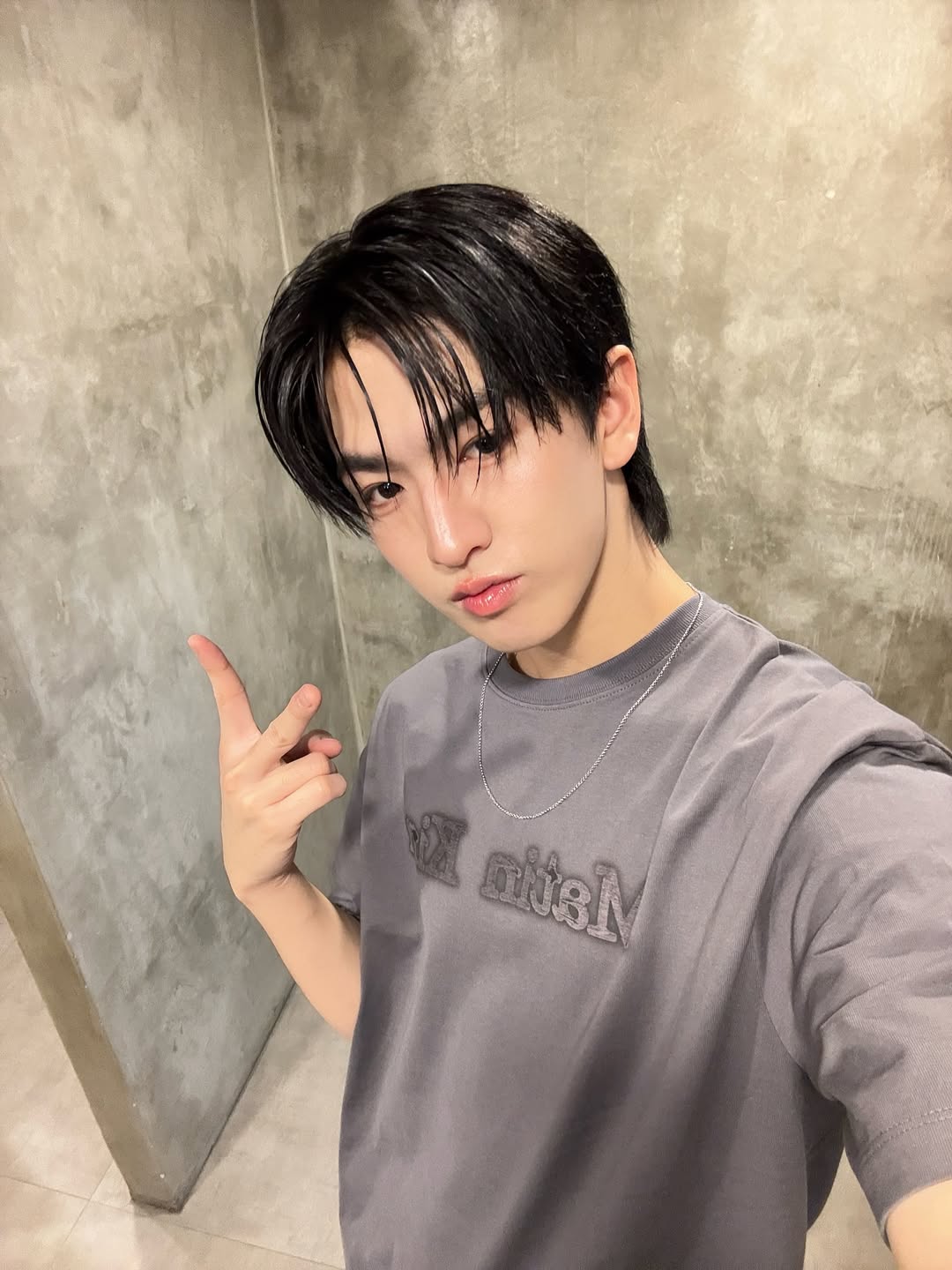 Kim with Kim😎#MatinKim #MatinKimMagazineTH #JINWOOKkim #BUSbecauseofyouishine@matinkim_magazine (3)