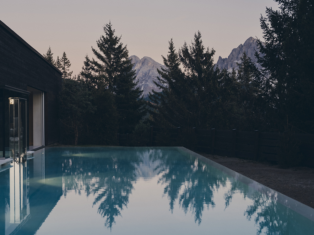 FORESTIS-Villa-Spa-Outdoor-Pool-1