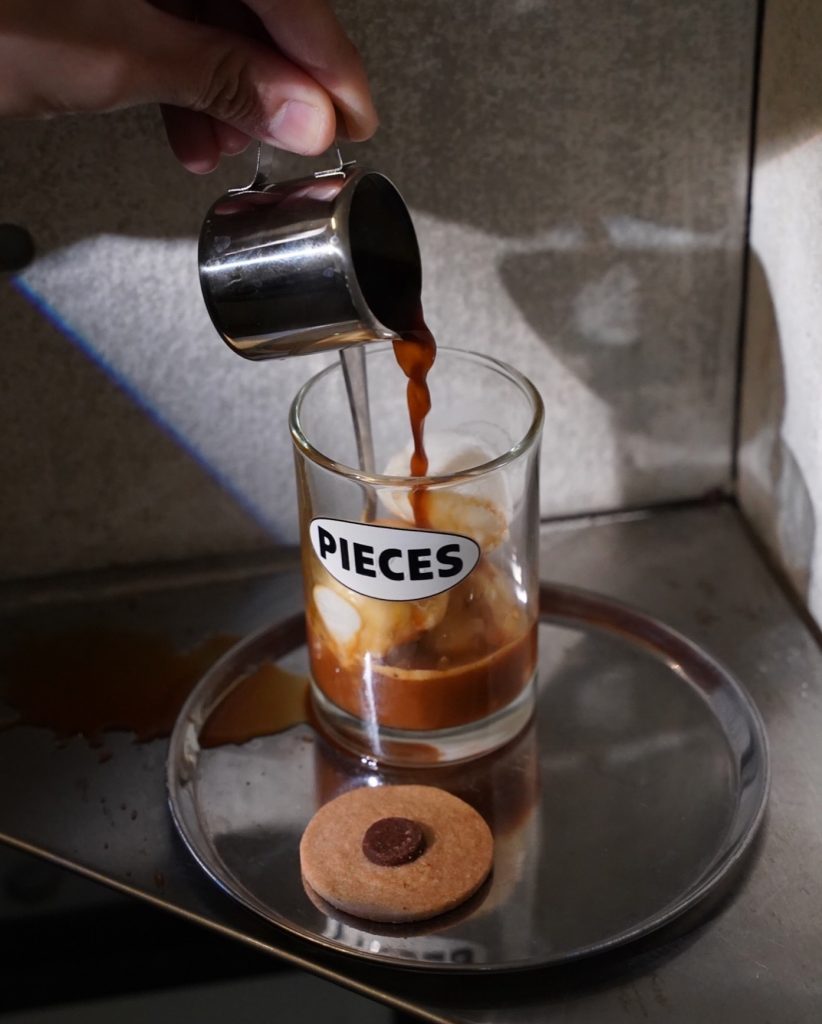 ร้านทรงวาด