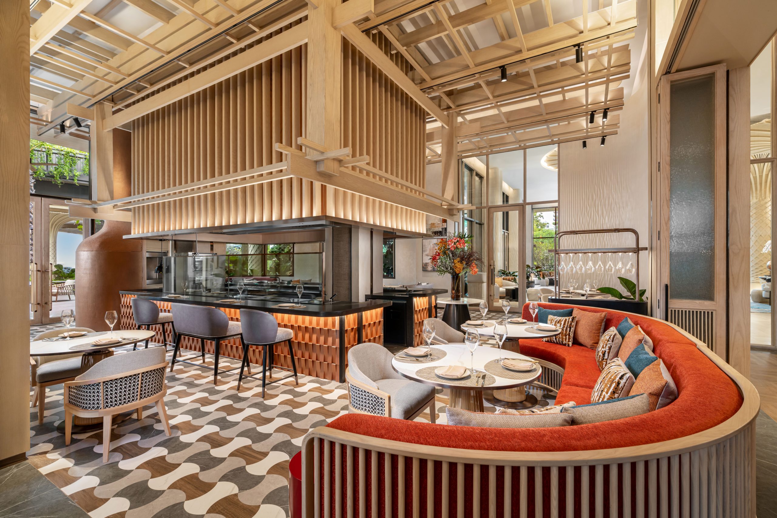 MH_UTPJB_La Familiare