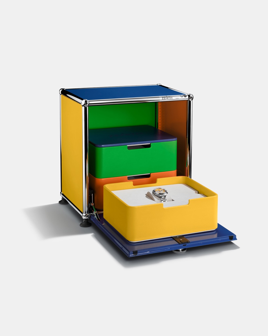 2-STILL-1_DEFY-USM_Box_4x5 Large