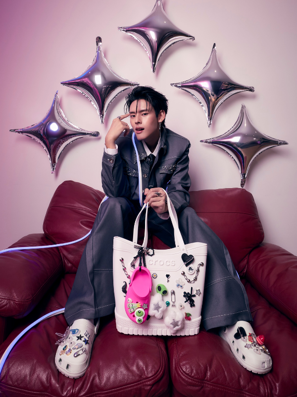 คอลเลกชันกระเป๋า crocs 04