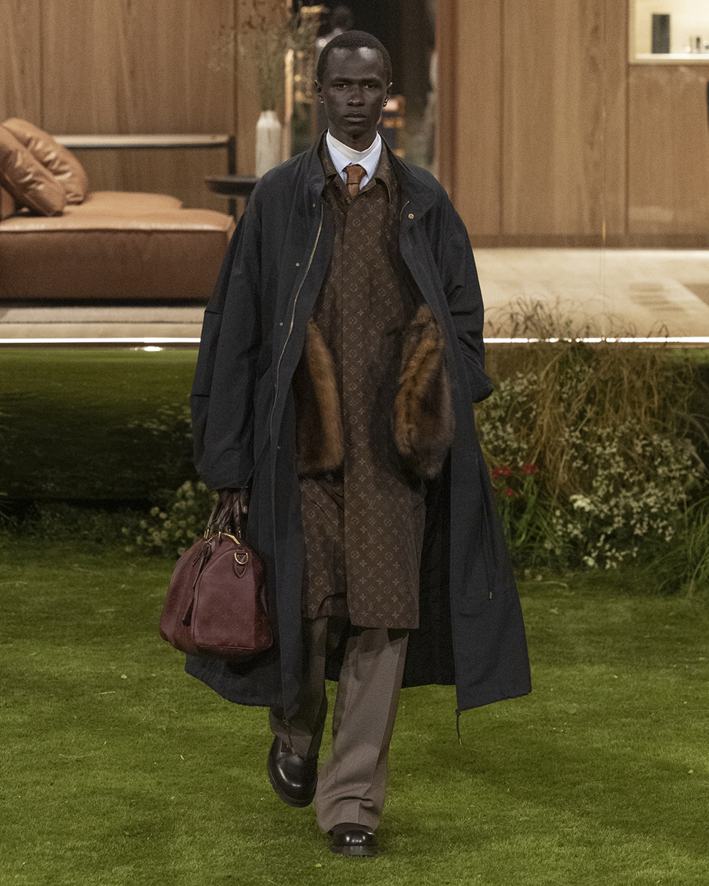 Paris Menswear FW2026 - LV 19