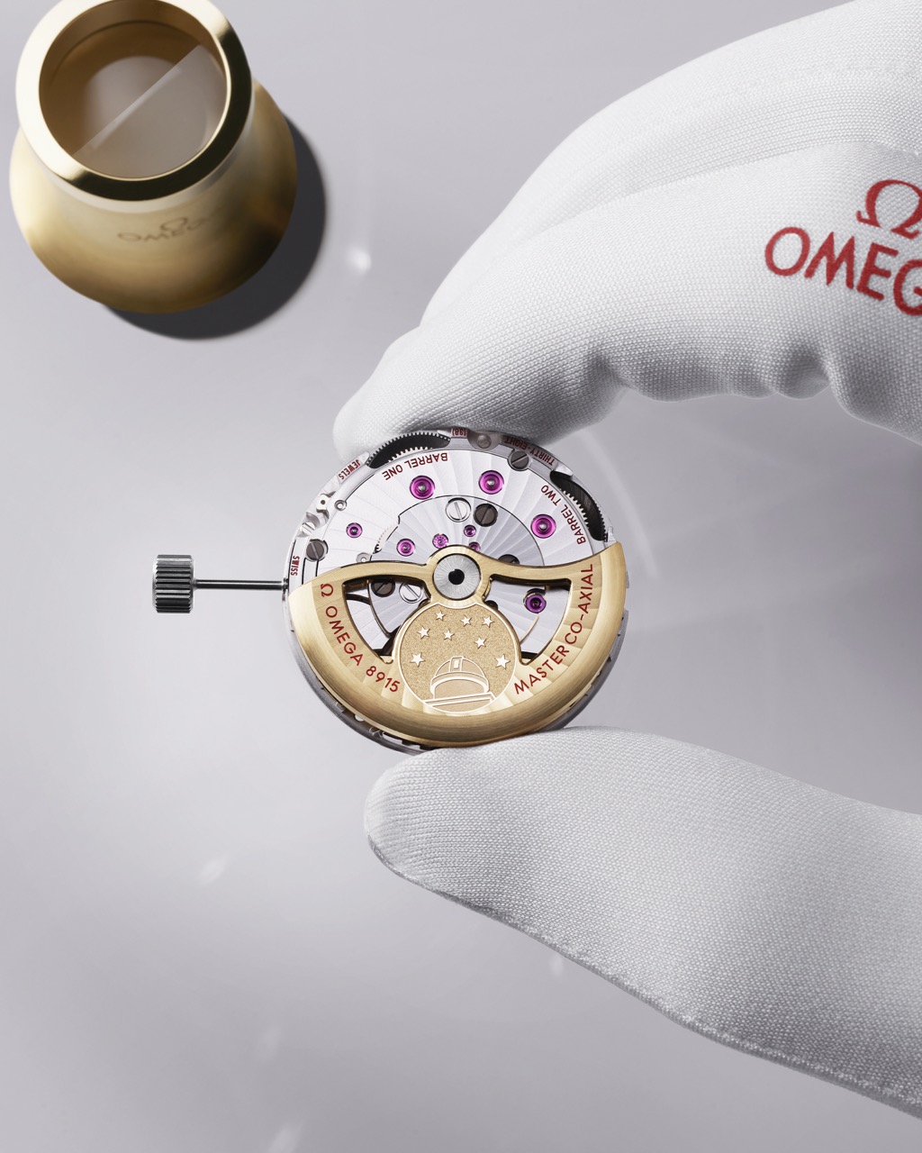 9. 8915_Observatory_Mouvement_4_5 Large