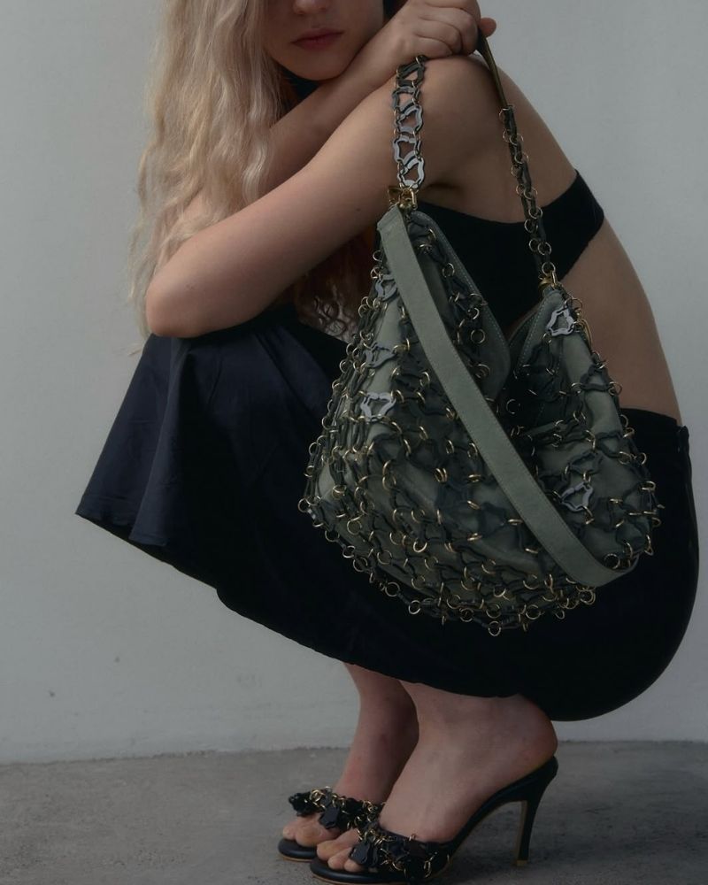 กระเป๋าแบรนด์ไทย 09