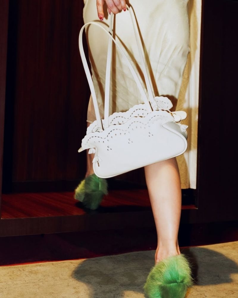 กระเป๋าแบรนด์ไทย 11