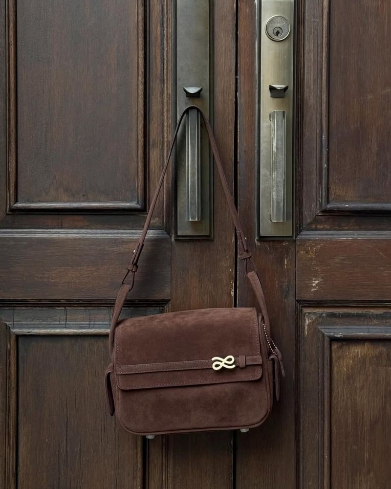 กระเป๋าแบรนด์ไทย 23