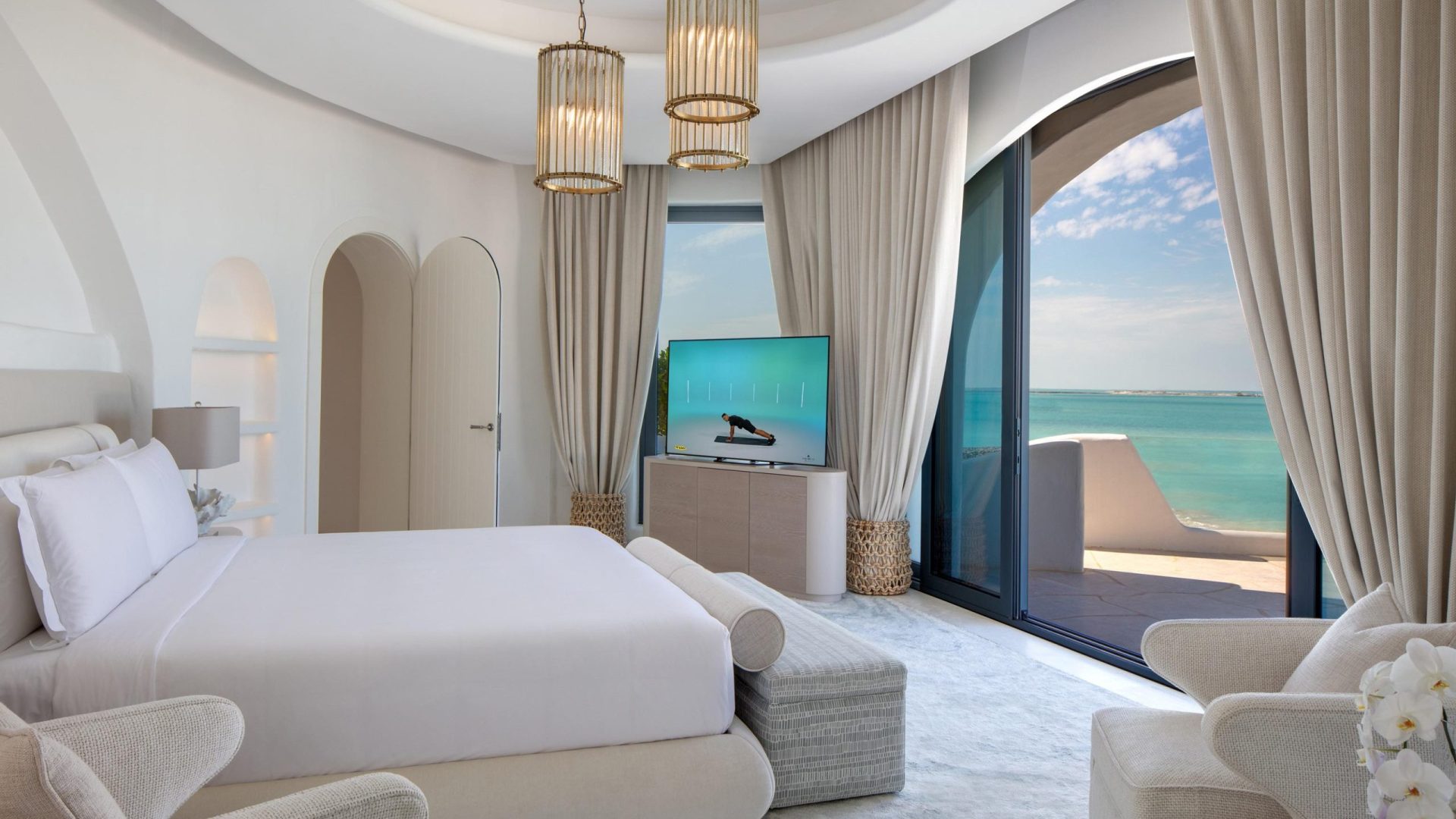 homehashtaglegendpublic_htmlthwp-contentuploads202509Anantara-Santorini-Abu-Dhabi-Retreat_-Royal_Suite_Technogym-1-scaled-1.jpeg