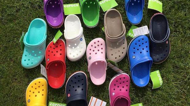 crocs 2019 trend