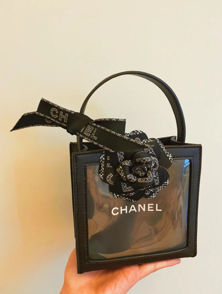 Recycle by creating your own luxury shopping bag on a budget - Hashtag  Legend